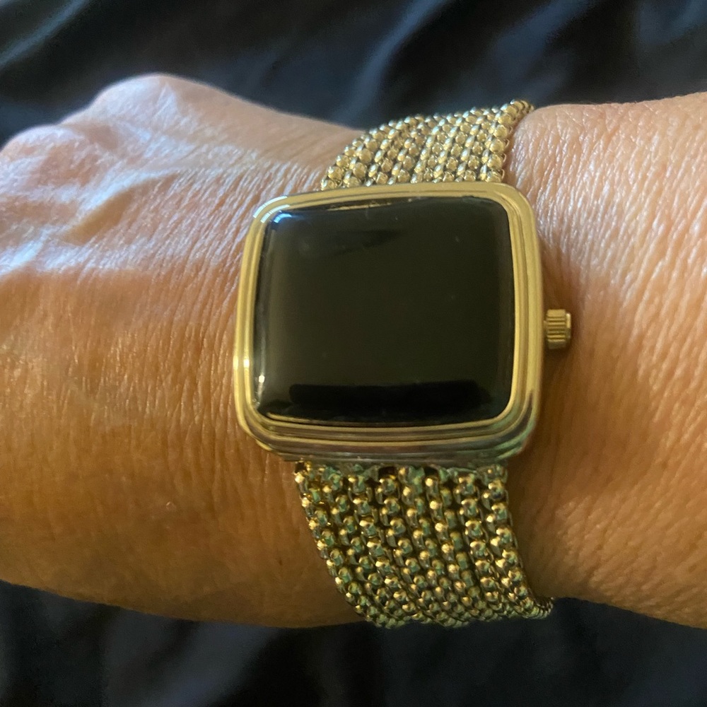 Ladies charter club vintage watch yes yes yes yes gold plated mint condition